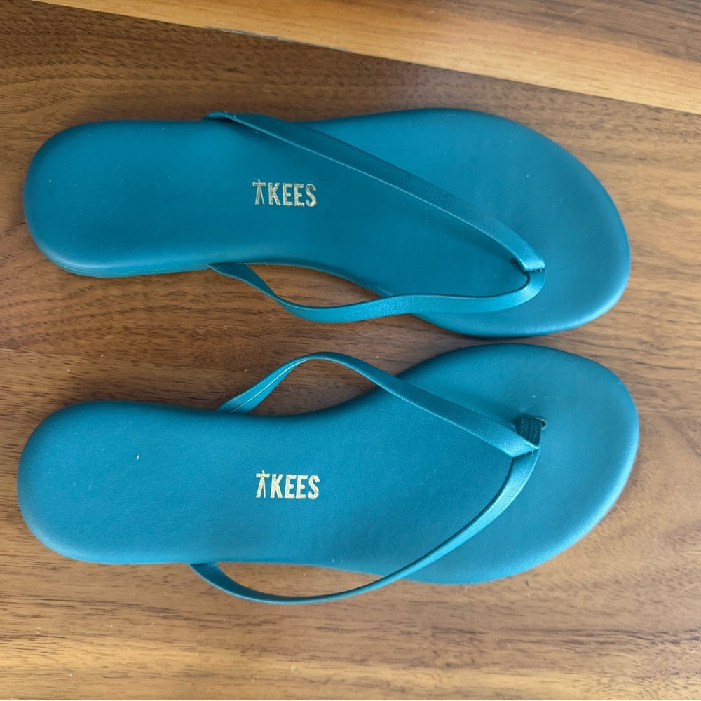 TKEES flip flops with Dust Bag